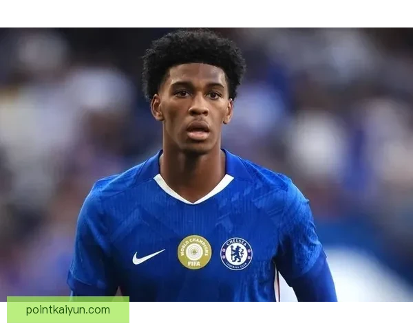 切尔西在英超中展现奇迹表现，近期状态稳健，备受关注